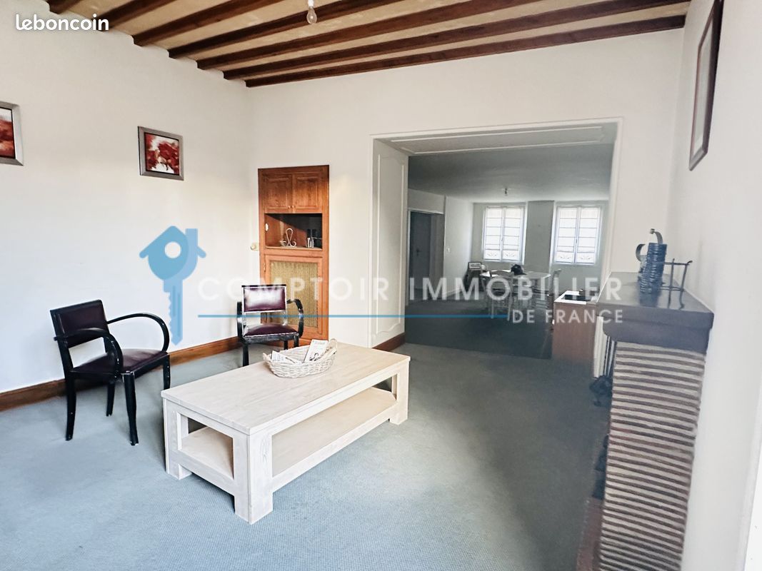 4 chambres Maison à Auneau, France No. 230222