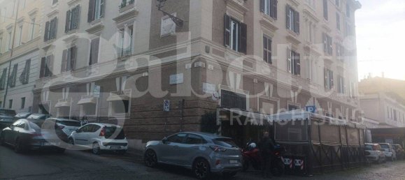 Propiedad comercial de 1 habitación en Rome, Italy No. 223997 19