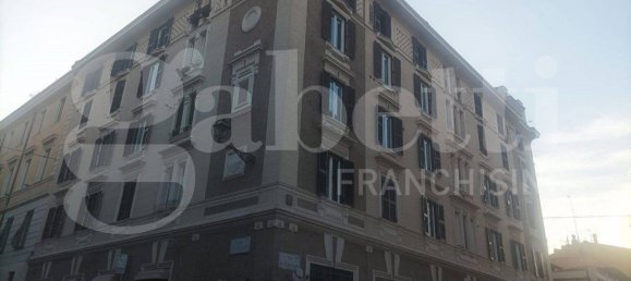 Propiedad comercial de 1 habitación en Rome, Italy No. 223997 6