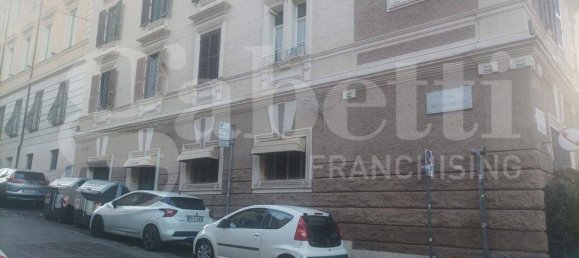 Propiedad comercial de 1 habitación en Rome, Italy No. 223997 22