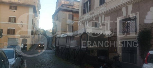 Propiedad comercial de 1 habitación en Rome, Italy No. 223997 23