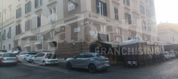 Propiedad comercial de 1 habitación en Rome, Italy No. 223997 30