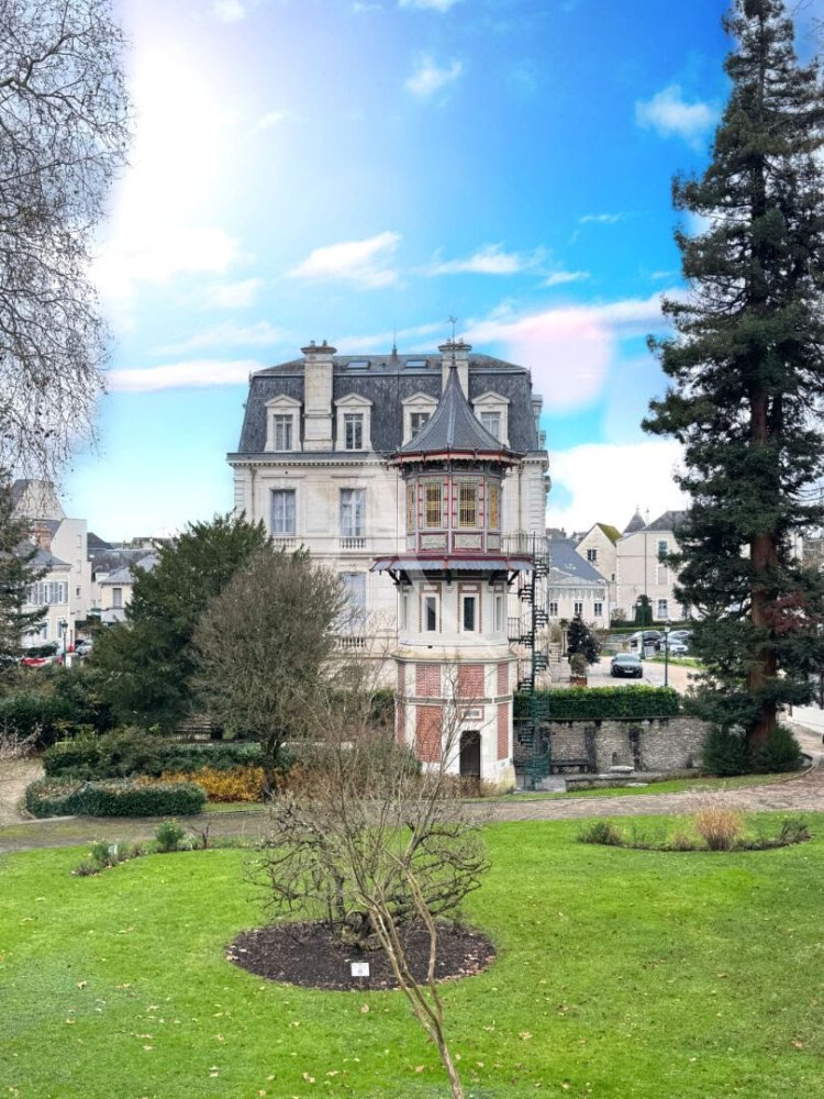 2 bedrooms Apartment in Romorantin-Lanthenay, France No. 40863