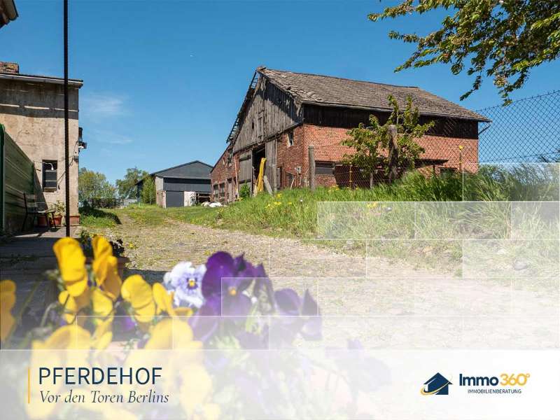  Castillos de 5 habitaciónes en Havelland, Germany No. 115937