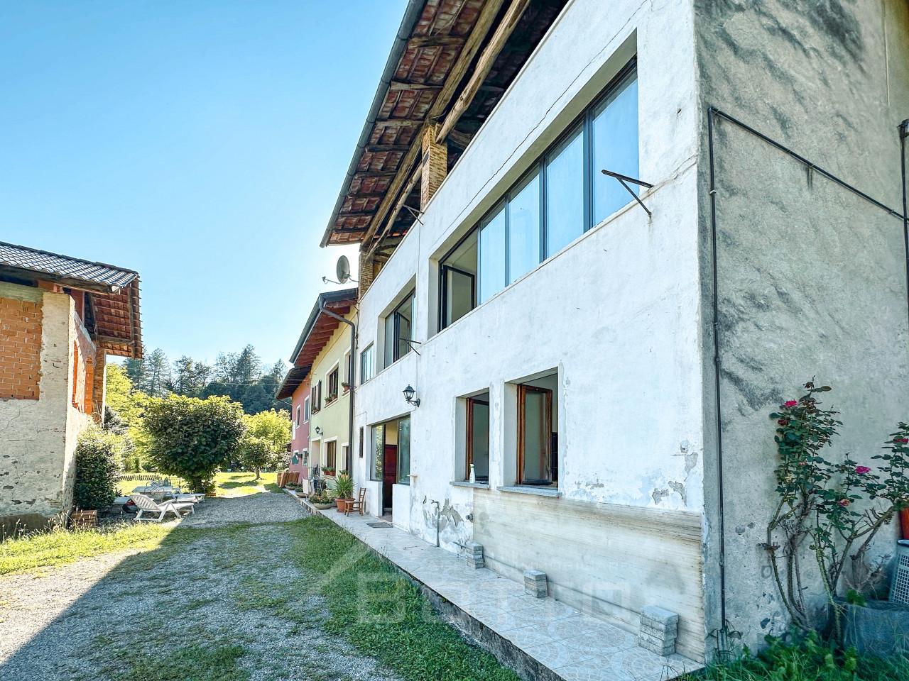 Casa de 3 divisões em Borgosesia, Italy N.º 235648