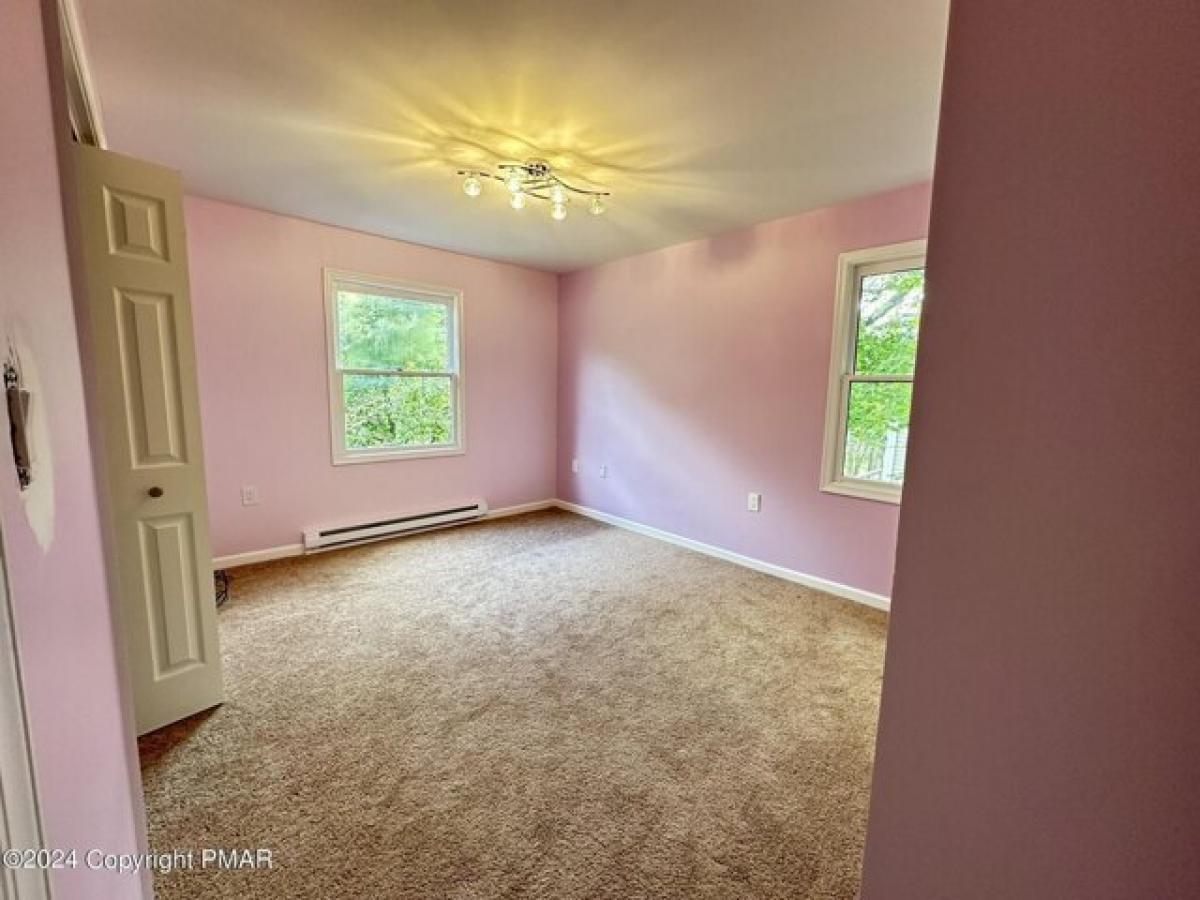 5 bedrooms House in Tobyhanna, USA No. 435360