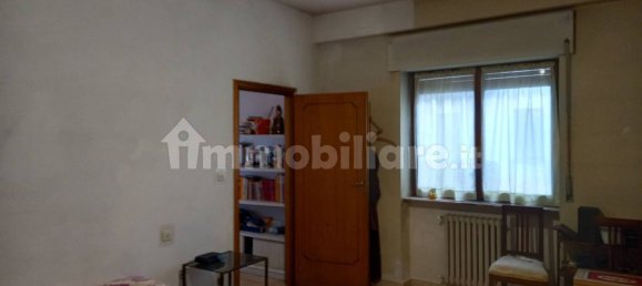 Apartamento de 3 dormitorios en Avezzano, Italy No. 104744 11