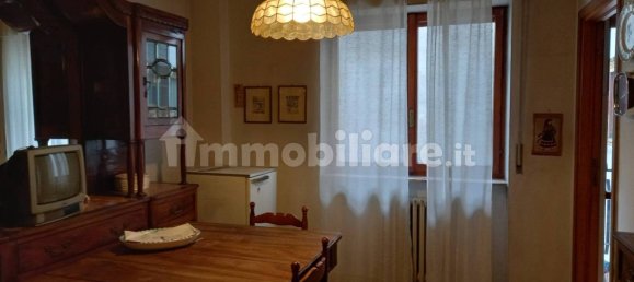 Apartamento de 3 dormitorios en Avezzano, Italy No. 104744 3