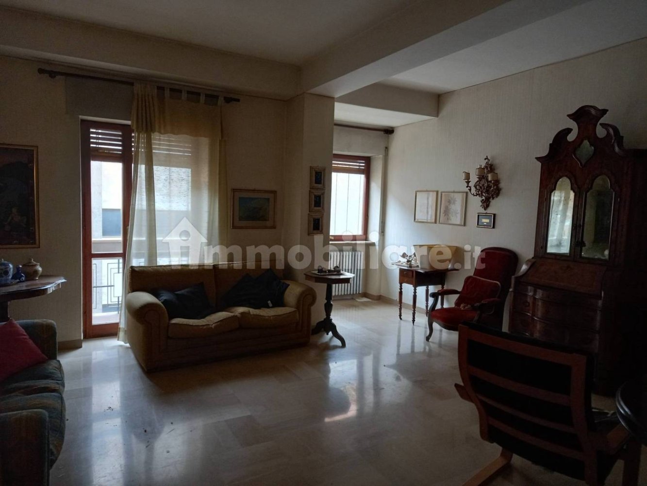 Apartamento de 3 dormitorios en Avezzano, Italy No. 104744