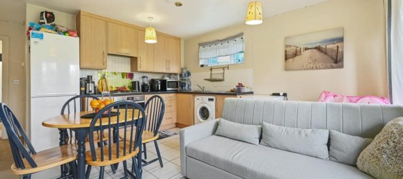 2 bedrooms Apartment in Edgware, United Kingdom No. 13517 3