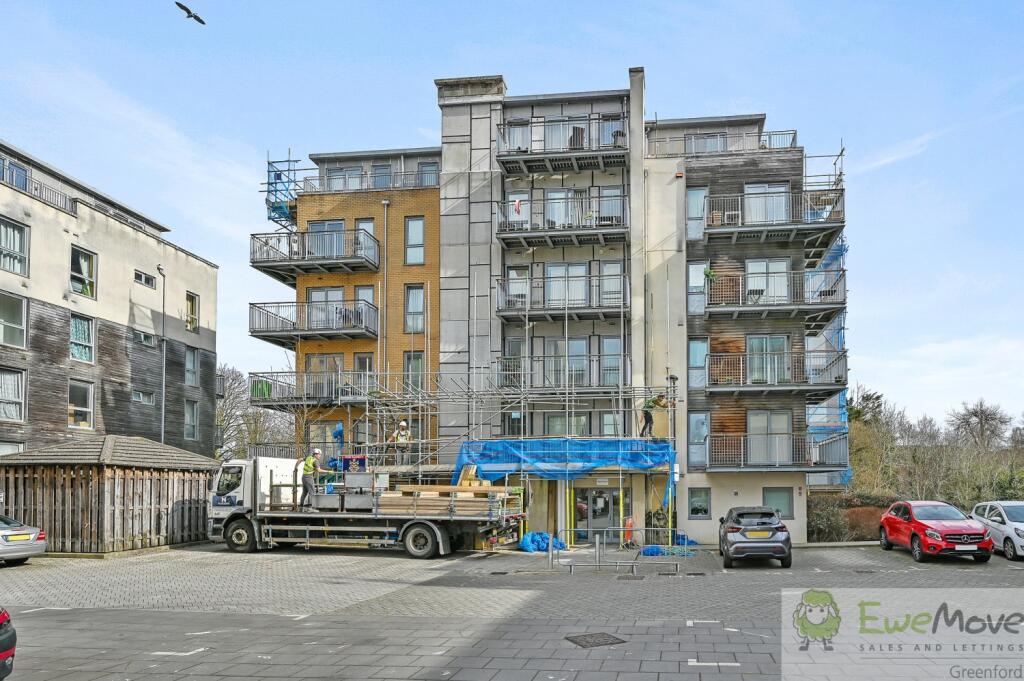 2 bedrooms Apartment in Edgware, United Kingdom No. 13517