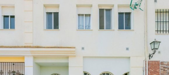 3 bedrooms House in Fuente Vaqueros, Spain No. 148400 2