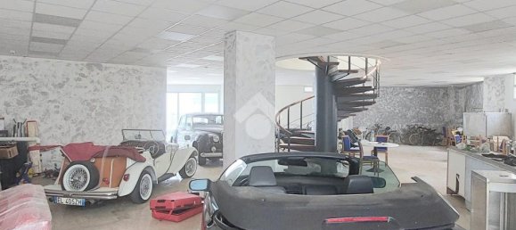 Коммерческая недвижимость с 2 комнатами в Алькамо, Италия № 49631 17