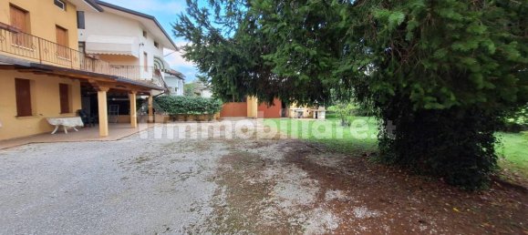 Вилла с 3 спальнями в Порденоне, Италия № 313565 13