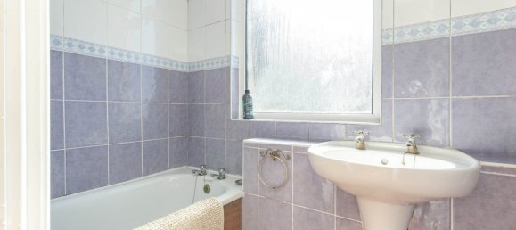  House in Ludlow, United Kingdom No. 1839 5