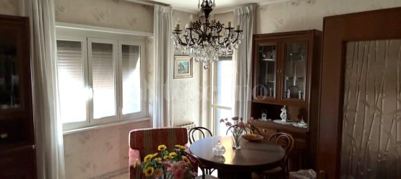 3 rooms House in Rome, Italy No. 365400 3