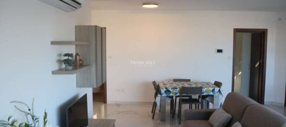 3 bedrooms Penthouse in San Gwann, Malta No. 4983 5
