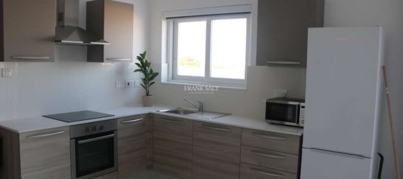 3 bedrooms Penthouse in San Gwann, Malta No. 4983 4