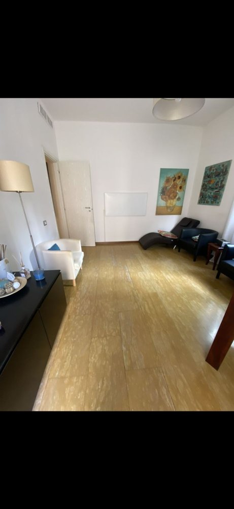 2-salle Appartement à Voghera, Italy No. 332705