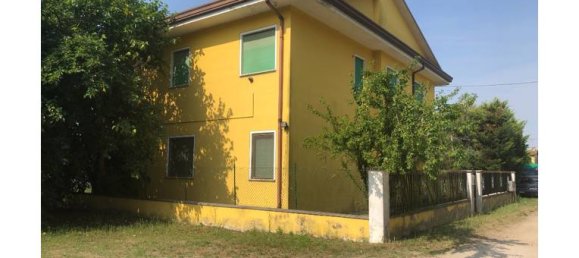 5 rooms House in Mesola, Italy No. 252925 2