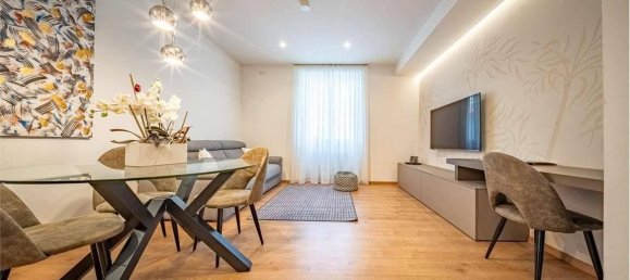 2 rooms Apartment in Chiavenna, Italy No. 230911 2