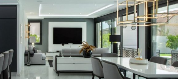 4 Schlafzimmer Villa in La Zenia, Spain, Nr. 189286 2