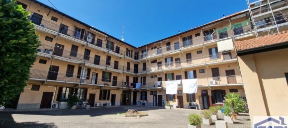 2 bedrooms Apartment in Milan, Italy No. 360700 27