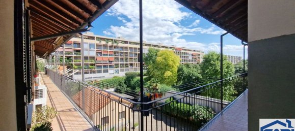 2 bedrooms Apartment in Milan, Italy No. 360700 2