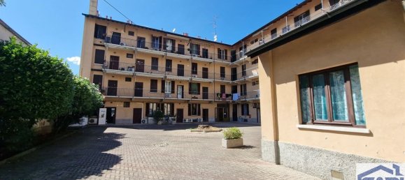 2 bedrooms Apartment in Milan, Italy No. 360700 26