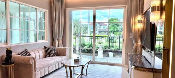 Casa T3 em Bueng Kum, Thailand N.º 73813 2