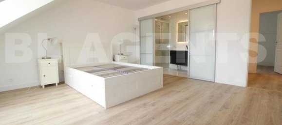 5 bedrooms House in Seine-et-Marne, France No. 283526 6