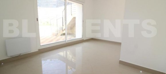 5 bedrooms House in Seine-et-Marne, France No. 283526 9