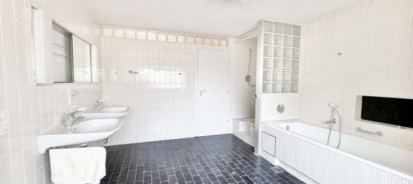 12 rooms House in Stuttgart, Germany No. 285738 10