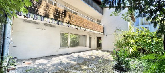 12 rooms House in Stuttgart, Germany No. 285738 16