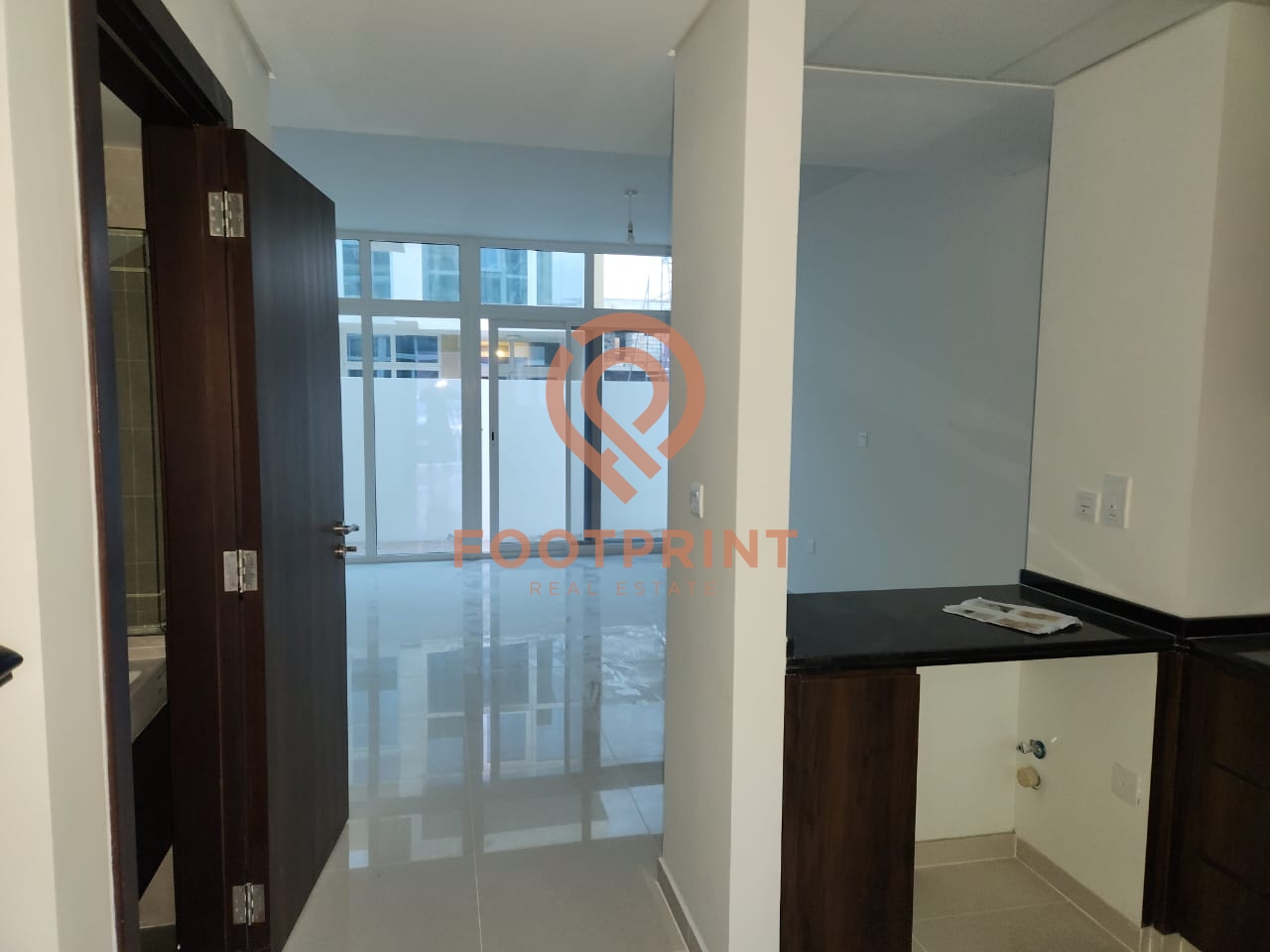 3 bedrooms Villa in Dubai, UAE No. 23756