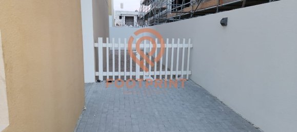 3 bedrooms Villa in Dubai, UAE No. 23756 13