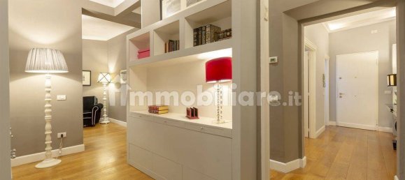 2 bedrooms Apartment in Florence, Italy No. 337560 12