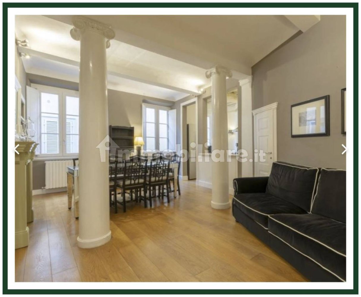 2 bedrooms Apartment in Florence, Italy No. 337560