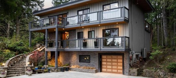 3 bedrooms House in British Columbia, Canada No. 1162 5