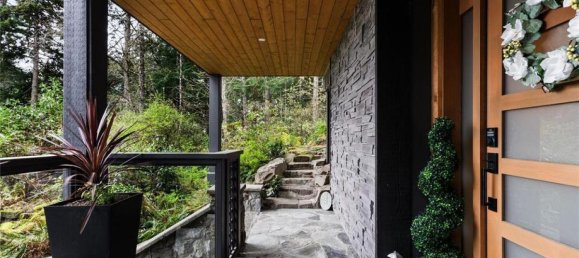 3 bedrooms House in British Columbia, Canada No. 1162 8