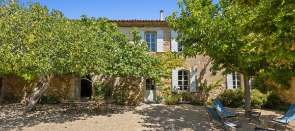 8 bedrooms House in Marseille, France No. 344195 4