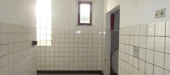 13-salle Bâtiment à Saale-Orla, Germany No. 170902 16