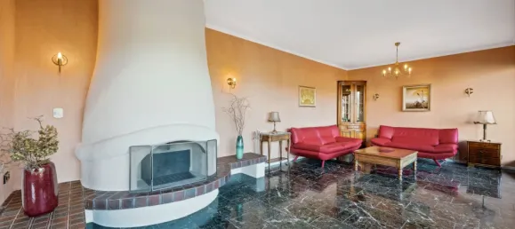 4 chambres Villa à Baden-Baden, Germany No. 70598 3