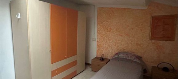 5 rooms Apartment in Vignola, Italy No. 224516 9