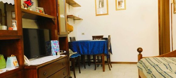 Apartamento de 3 divisões em Somma Lombardo, Italy N.º 6353 11