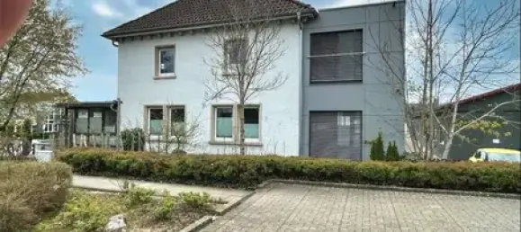 813m² Office in Waldshut, Germany No. 18436 3