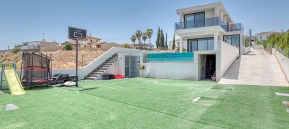 4 bedrooms Villa in Aradippou, Cyprus No. 9453 28
