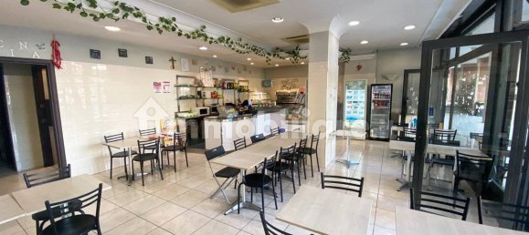 Коммерческая недвижимость с 1 комнатой в Рим, Италия № 113212 7