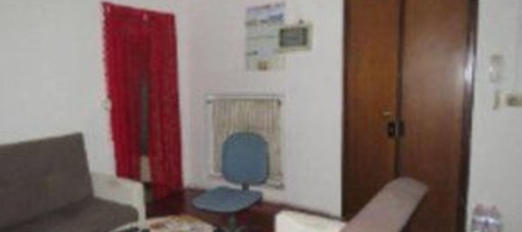 3 rooms Apartment in Castelli Calepio, Italy No. 5945 13