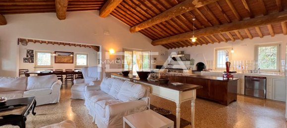 8 rooms Villa in Lucca, Italy No. 165652 22